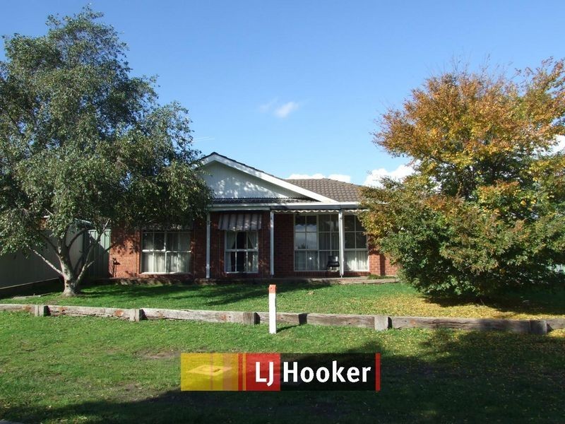 2 Pommel Street, Pakenham VIC 3810