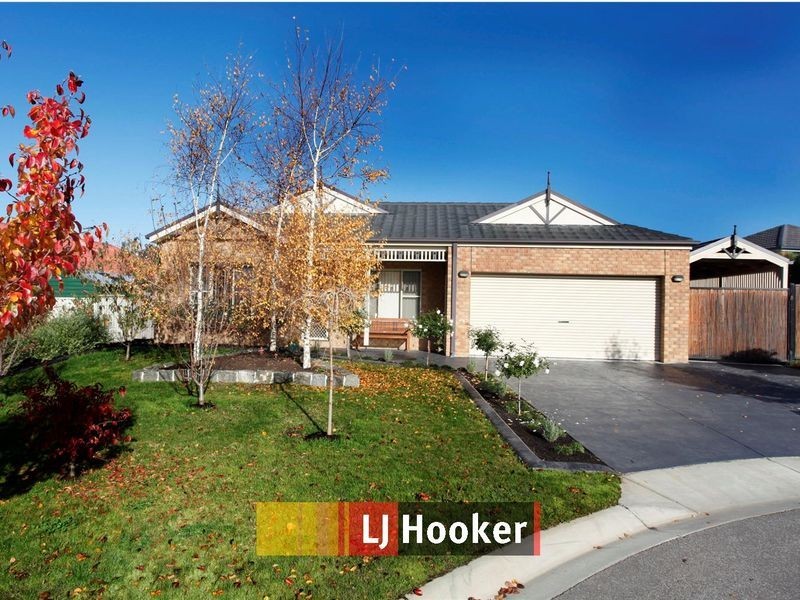 6 Yarra Close, Pakenham VIC 3810