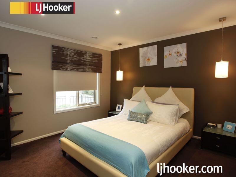 1 Michigan Grange, Pakenham VIC 3810