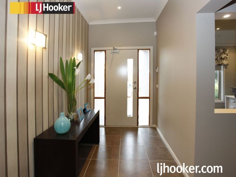 1 Michigan Grange, Pakenham VIC 3810