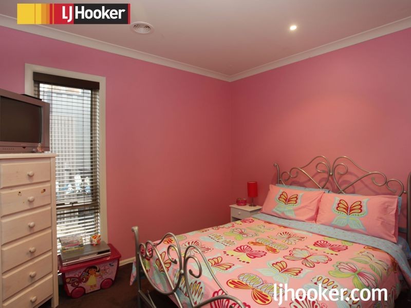 1 Michigan Grange, Pakenham VIC 3810