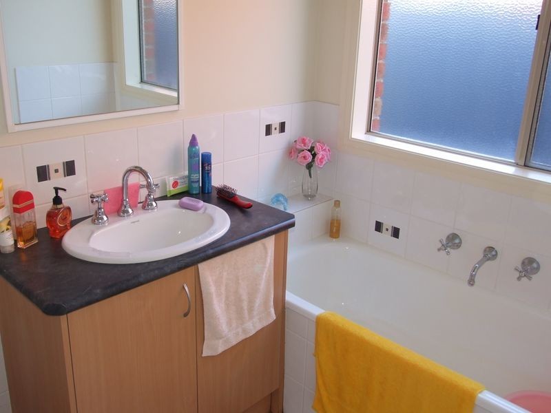 29 Ironbark Circuit, Pakenham VIC 3810