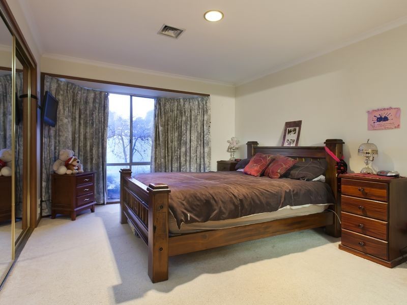 36 Thwaites Road, Pakenham VIC 3810