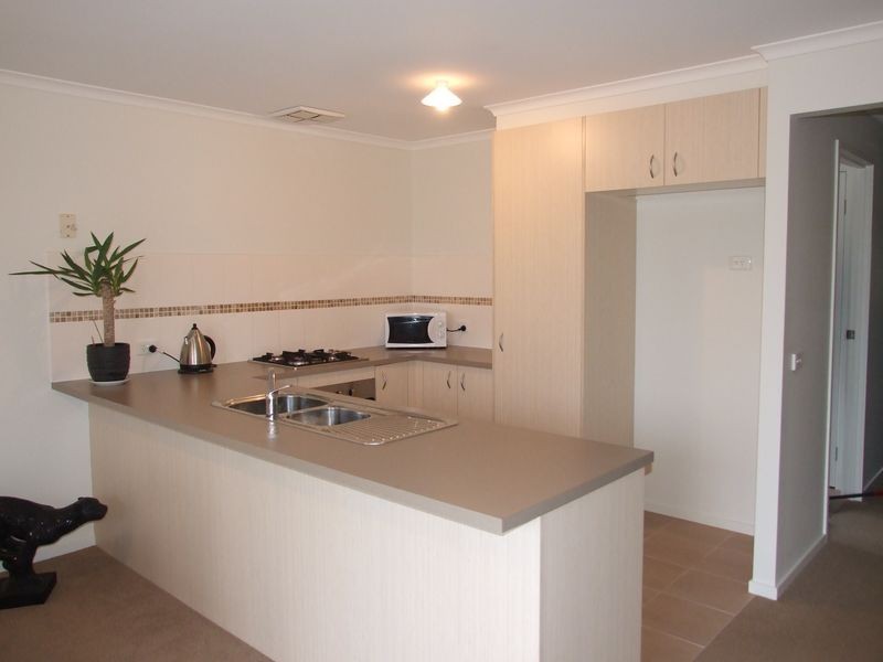 30 Kimberley Grove, Pakenham VIC 3810