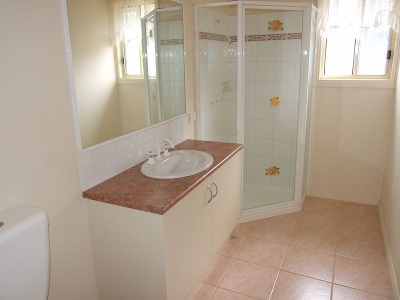 17 Meaby Drive, Pakenham VIC 3810