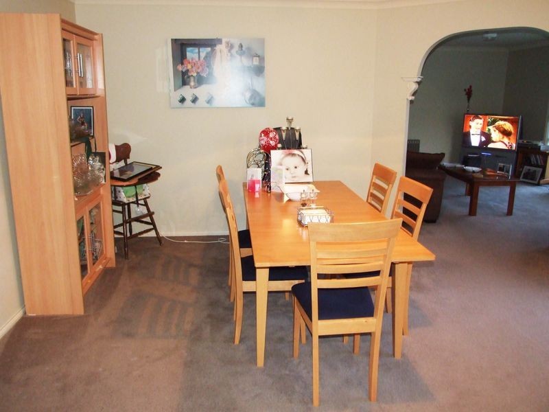 5 Lobelia Street, Pakenham VIC 3810