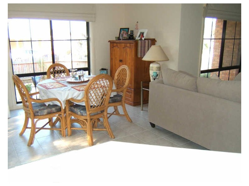 1/15 Mill Street, Pakenham VIC 3810