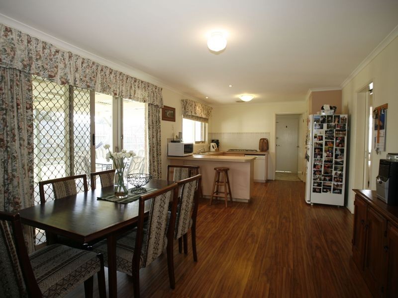 4 Martingale Place, Pakenham VIC 3810