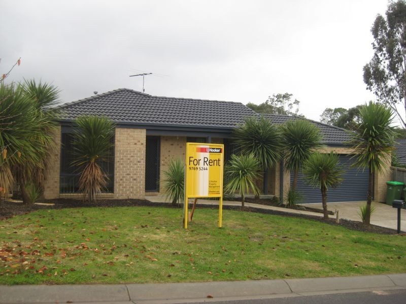 57 Tuscany Rise, Pakenham VIC 3810