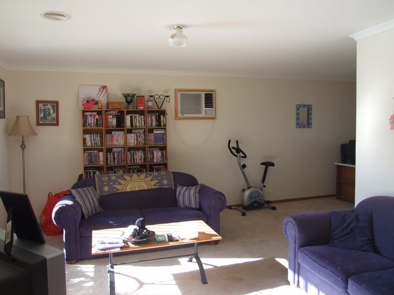 20 Capri Court, Pakenham VIC 3810