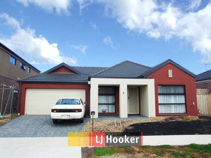 8 Georgetown Way, Officer VIC 3809