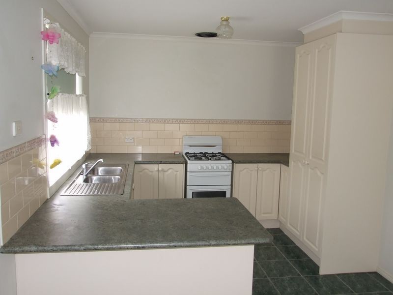 1/22 Jacqueline Place, Pakenham VIC 3810