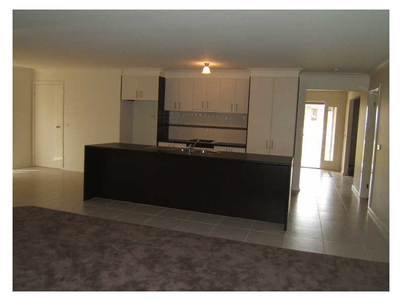 9 Renlik Court, Pakenham VIC 3810