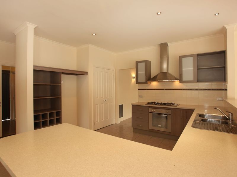 13 Reidel Avenue, Pakenham VIC 3810