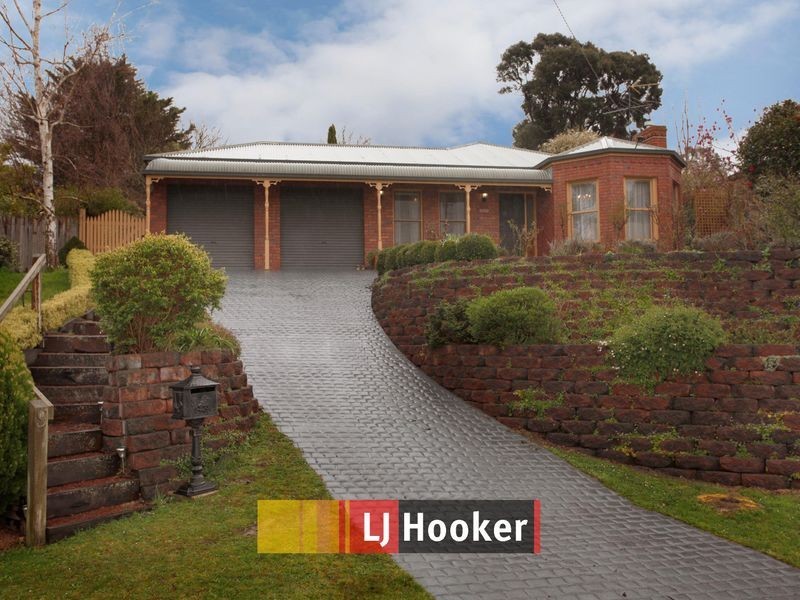 9 Mansell Court, Garfield VIC 3814