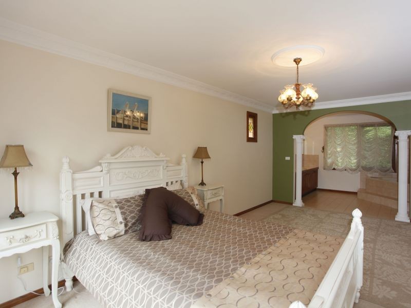 9 Mansell Court, Garfield VIC 3814