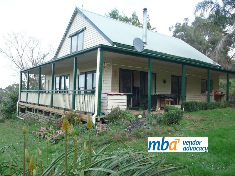 211 Old Gembrook Road, Pakenham Upper VIC 3810