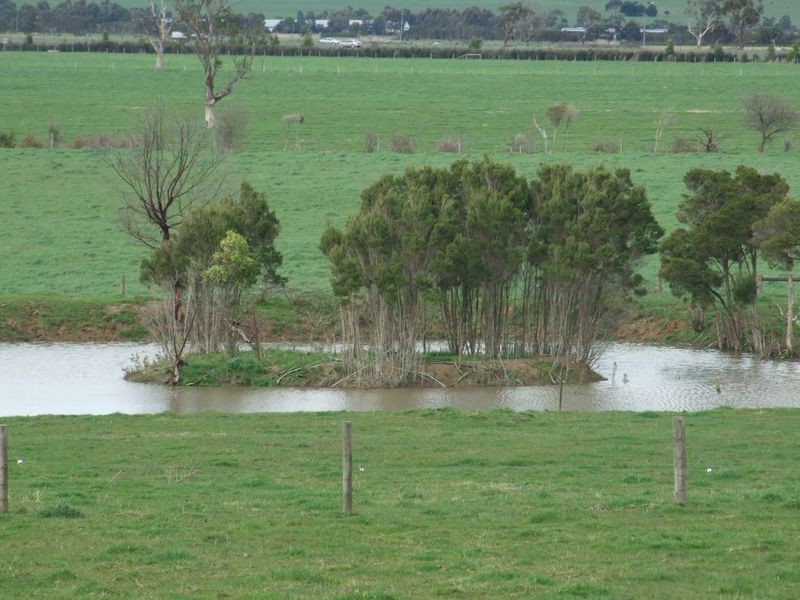 114 Ryan Road, Pakenham VIC 3810