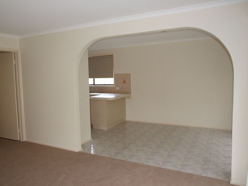 1/3 Jamieson Court, Pakenham VIC 3810