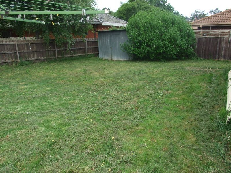 9 Osborn Grove, Pakenham VIC 3810