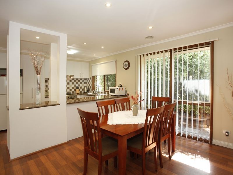 2 Daniel Court, Pakenham VIC 3810