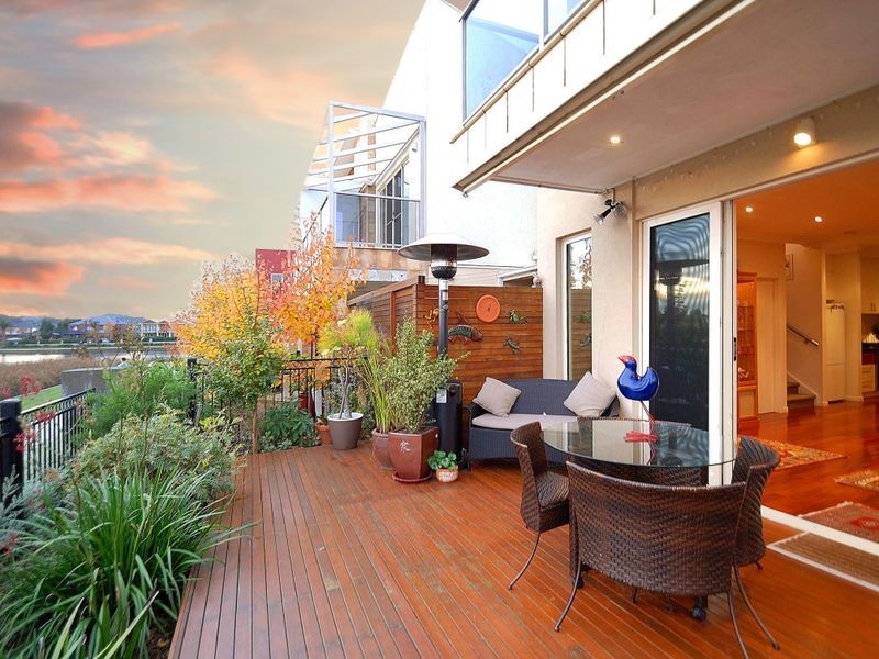 1/16-20 Cormorant Parade, Pakenham VIC 3810