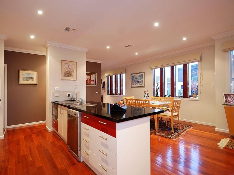 1/16-20 Cormorant Parade, Pakenham VIC 3810