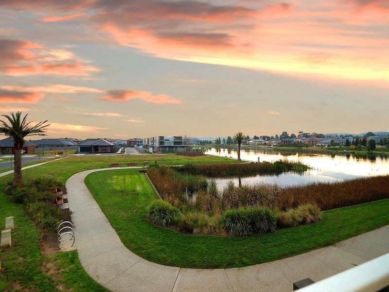 1/16-20 Cormorant Parade, Pakenham VIC 3810