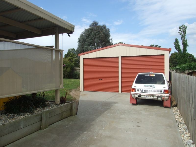 36 Ebony Drive, Pakenham VIC 3810