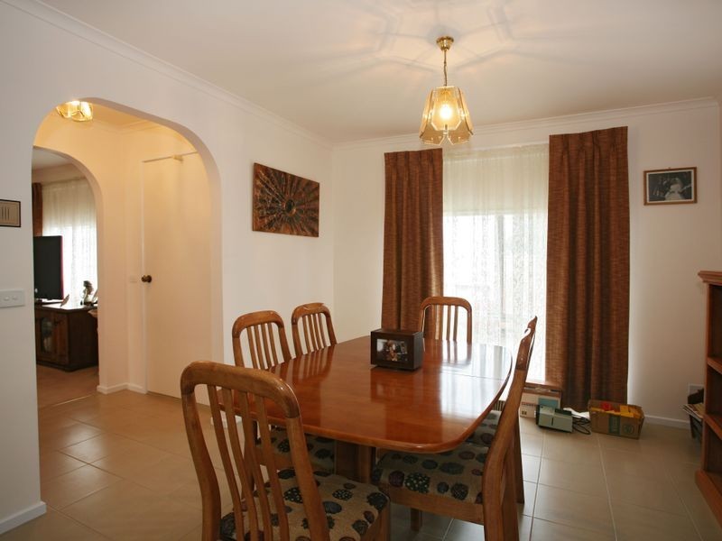 10/19 Eagle Drive, Pakenham VIC 3810