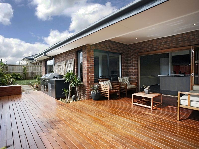 15 Flinders Park Drive, Officer VIC 3809