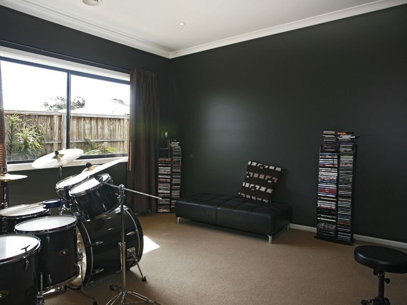 15 Flinders Park Drive, Officer VIC 3809