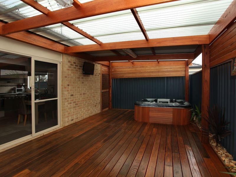 24 Mallee Circuit, Pakenham VIC 3810