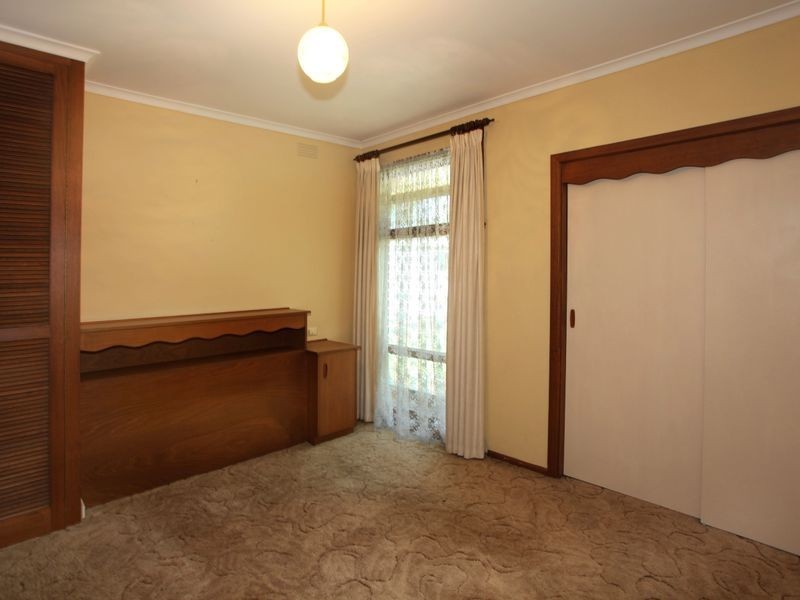 1 Leonard Court, Pakenham VIC 3810