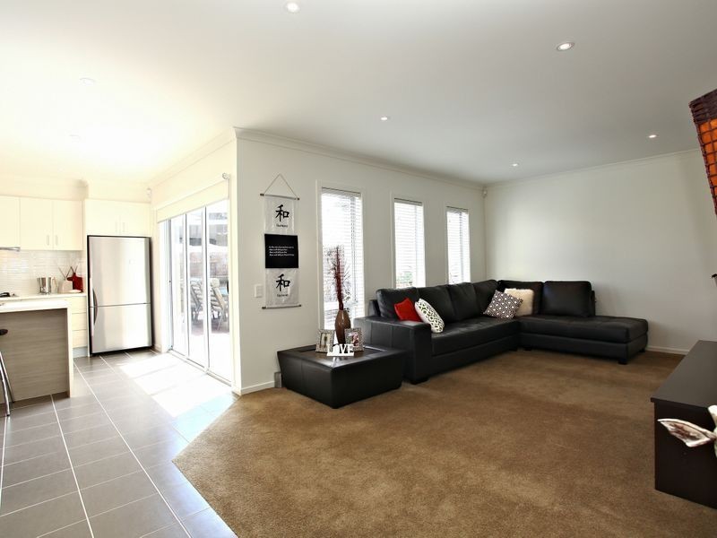 16 Lords Lane, Officer VIC 3809