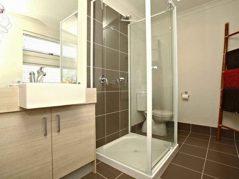 16 Lords Lane, Officer VIC 3809