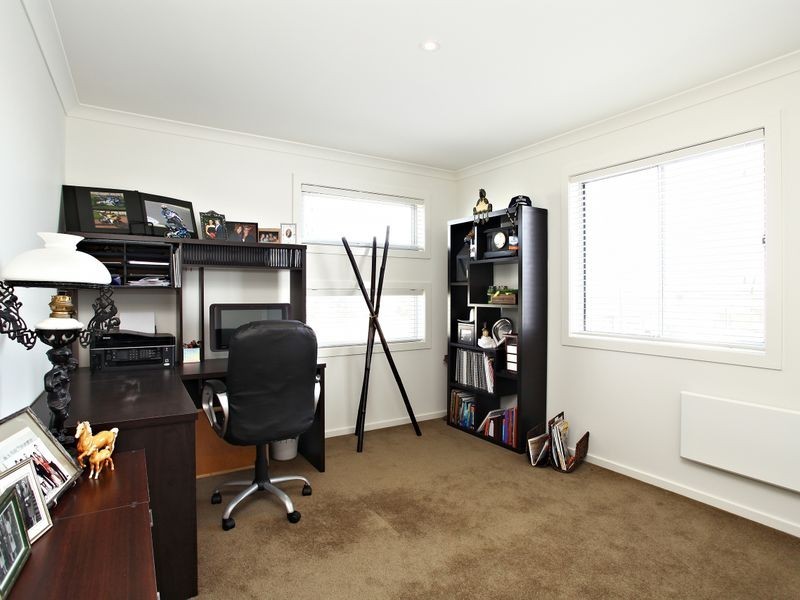 16 Lords Lane, Officer VIC 3809