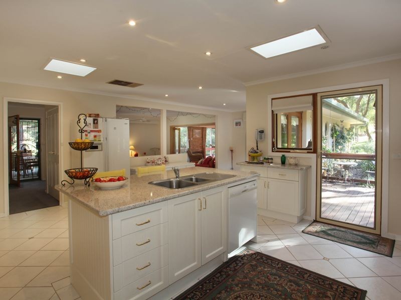 50 Baroona Road, Maryknoll VIC 3812