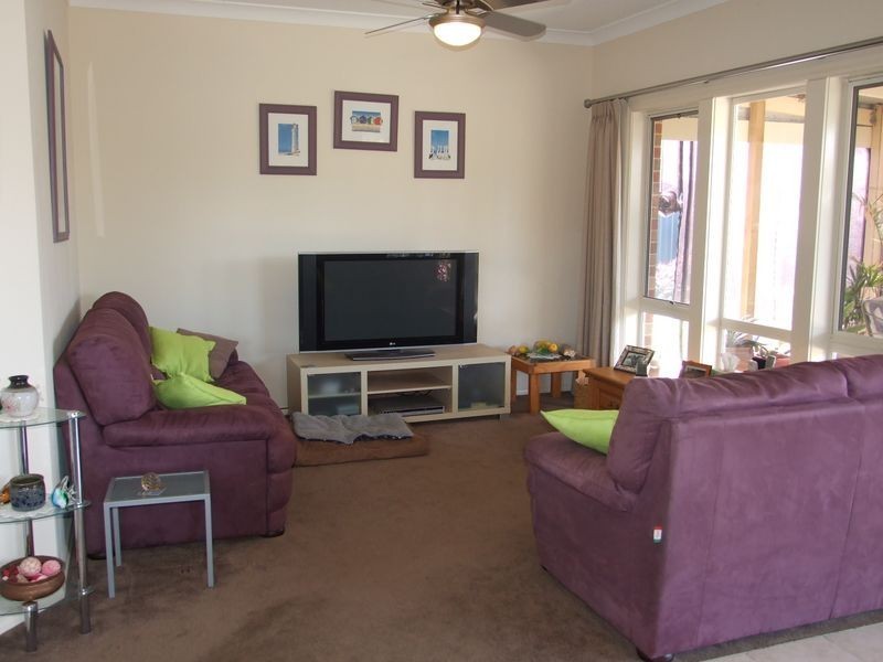 21 Ironbark Circuit, Pakenham VIC 3810