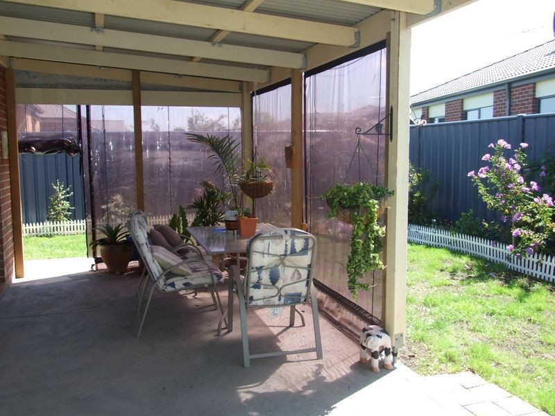 21 Ironbark Circuit, Pakenham VIC 3810