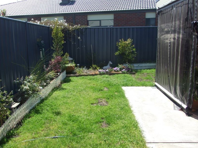 21 Ironbark Circuit, Pakenham VIC 3810
