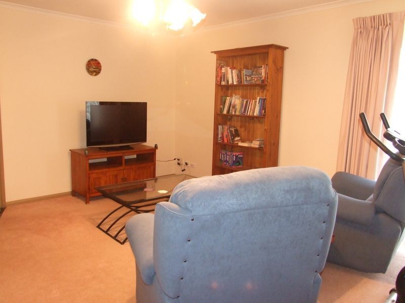 100 Eagle Drive, Pakenham VIC 3810