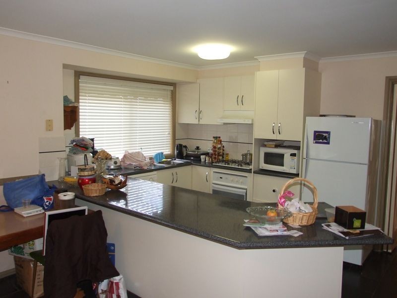 100 Eagle Drive, Pakenham VIC 3810