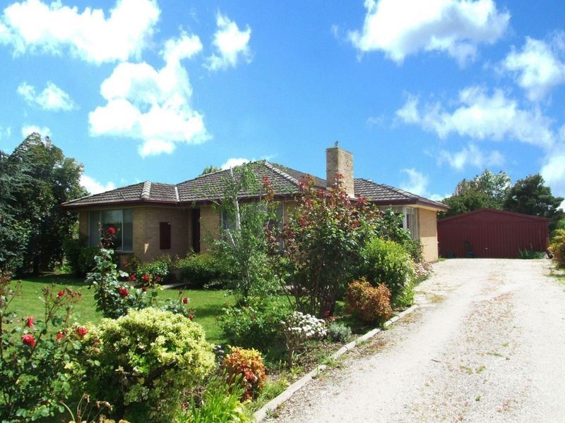 1 Acacia Court, Pakenham VIC 3810