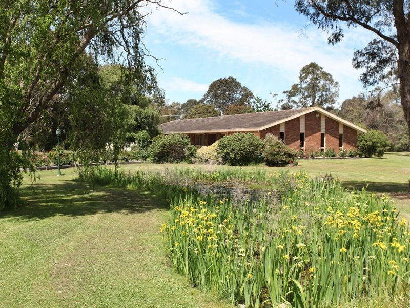 825 Koo Wee Rup Road, Pakenham VIC 3810