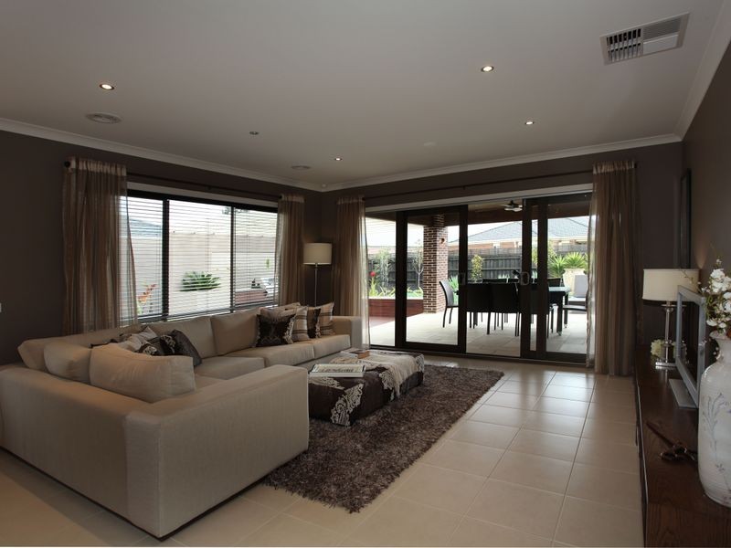 864 Webster Way, Pakenham VIC 3810