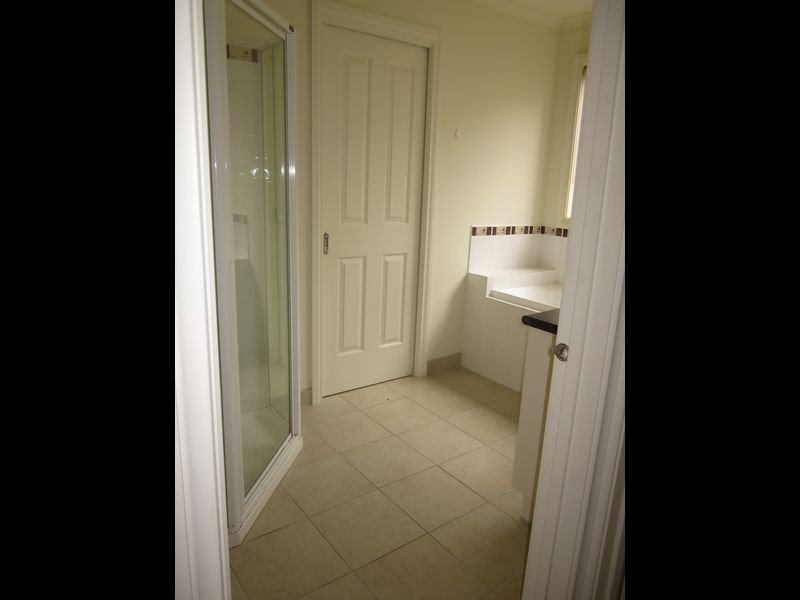 6/11 Renlik Court, Pakenham VIC 3810