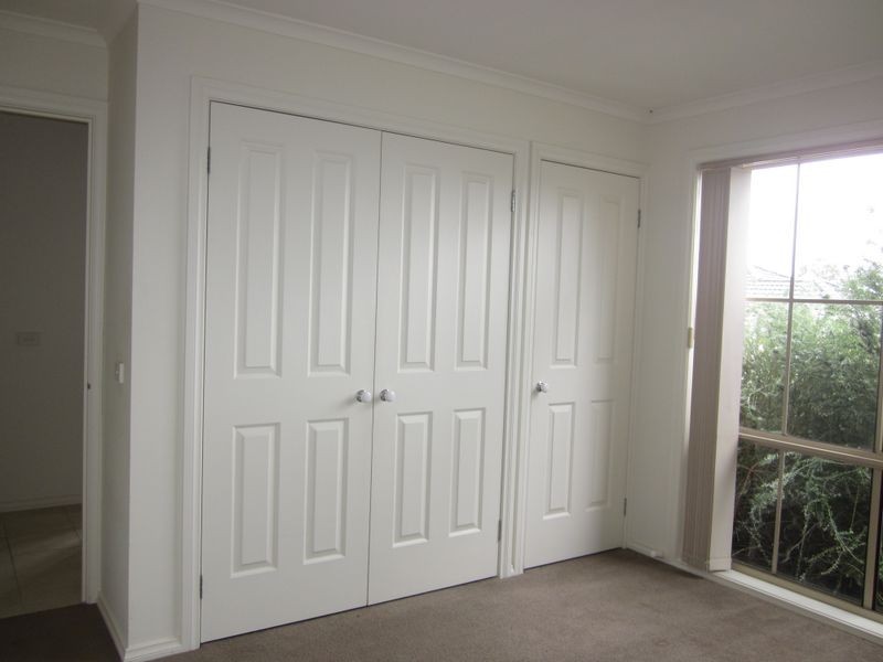 6/11 Renlik Court, Pakenham VIC 3810