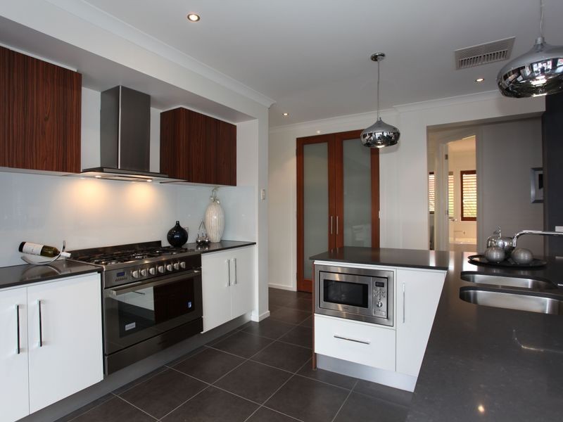 865 Webster Way, Pakenham VIC 3810