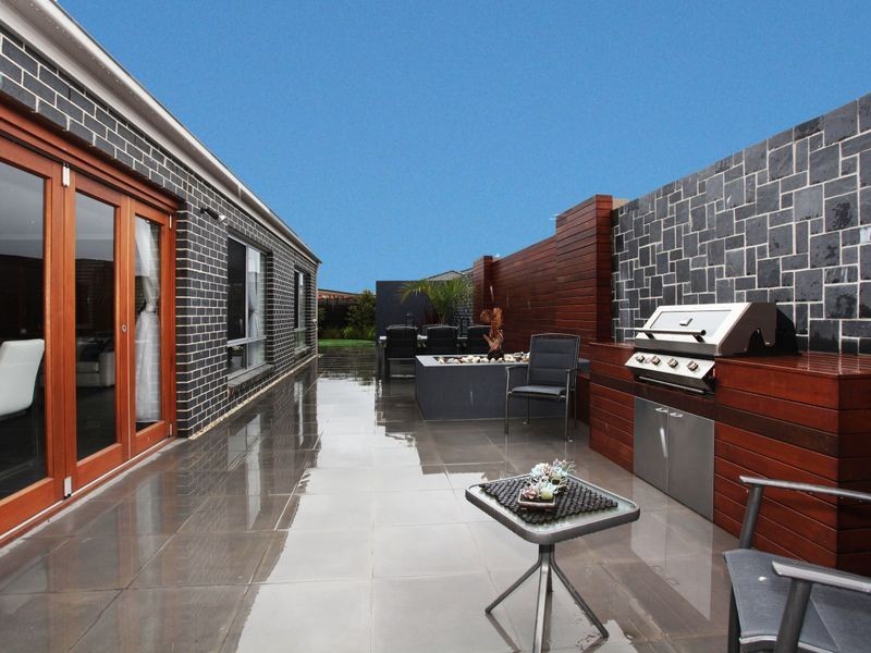 865 Webster Way, Pakenham VIC 3810